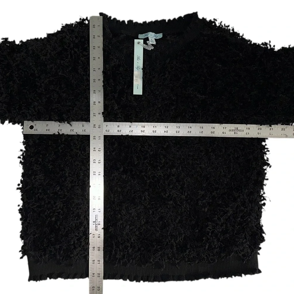 NWT Black Fuzzy Sweater Women’s Sherpa Cropped Knitted Witchy Crew Neck Size L - Picture 5 of 6